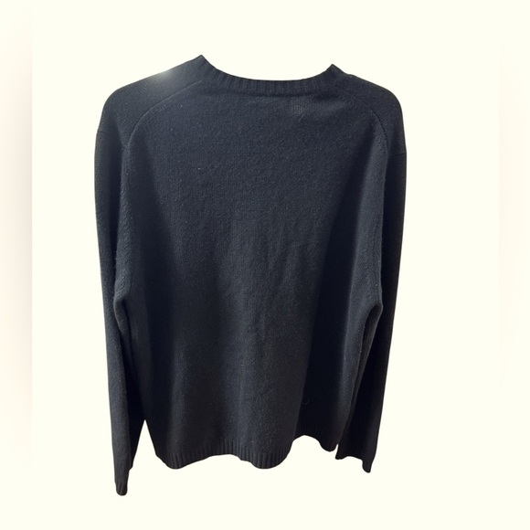 Banana Republic Men’s CASHMERE V-NECK SWEATER Black Size Medium - Picture 2 of 5